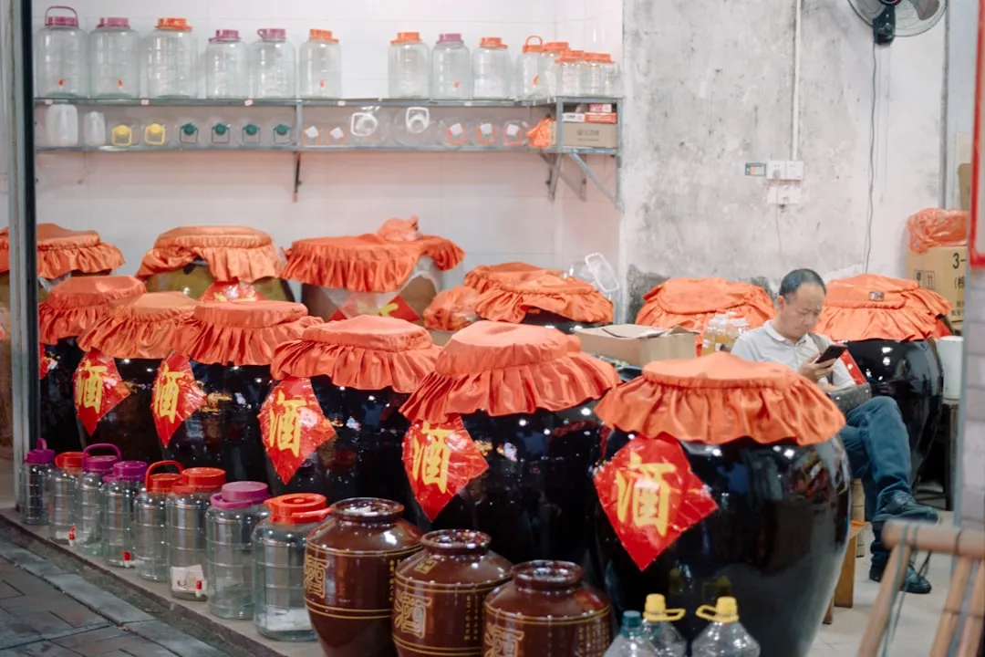 郑州酒店卫浴改造：花洒与浴室柜的产品选型方案